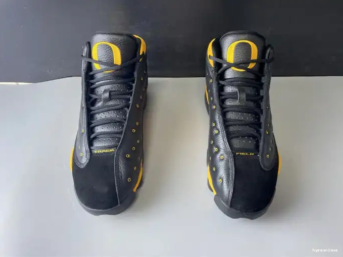 HYPE Jordan Oregon League AR4390-035 13 High Air Retro 0623